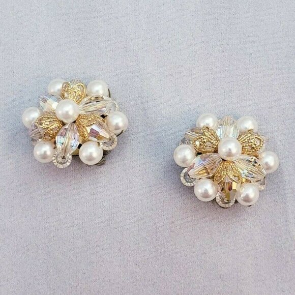 Crystal Faux Pearl Cluster Filigree Clip On Round Shape Vintage Earrings - Picture 1 of 3